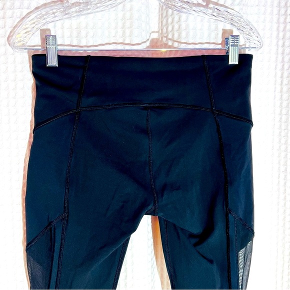 Lululemon women black workout capri pant black mesh side pull on zip pocket Sz 8 - Picture 5 of 15